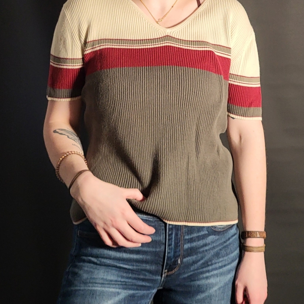 Casual V-Neck Short Sleeve Top - Cream, Red, and Brown